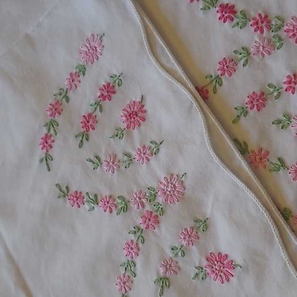 Standard vintage pillowcases - Picture 2 of 2